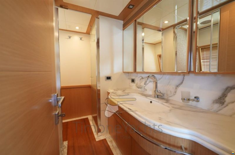 Custom Line Navetta 26