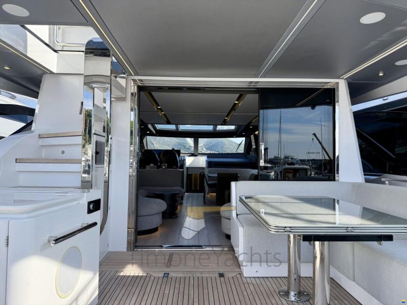 Azimut S8