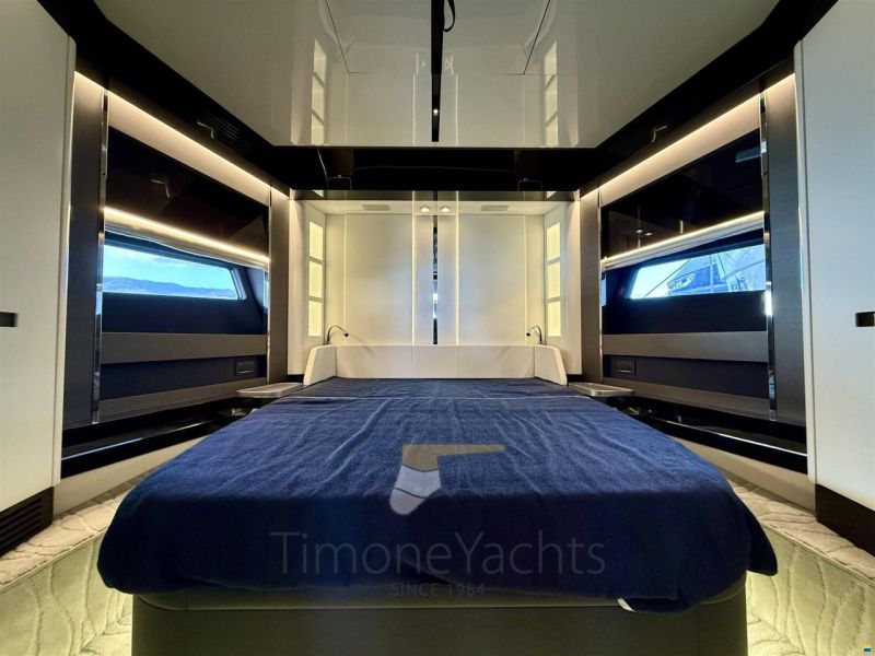 Azimut S8