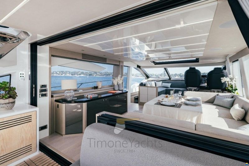 Sunseeker 74 Sport Yacht