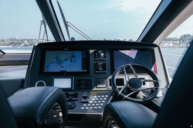 Sunseeker 74 Sport Yacht