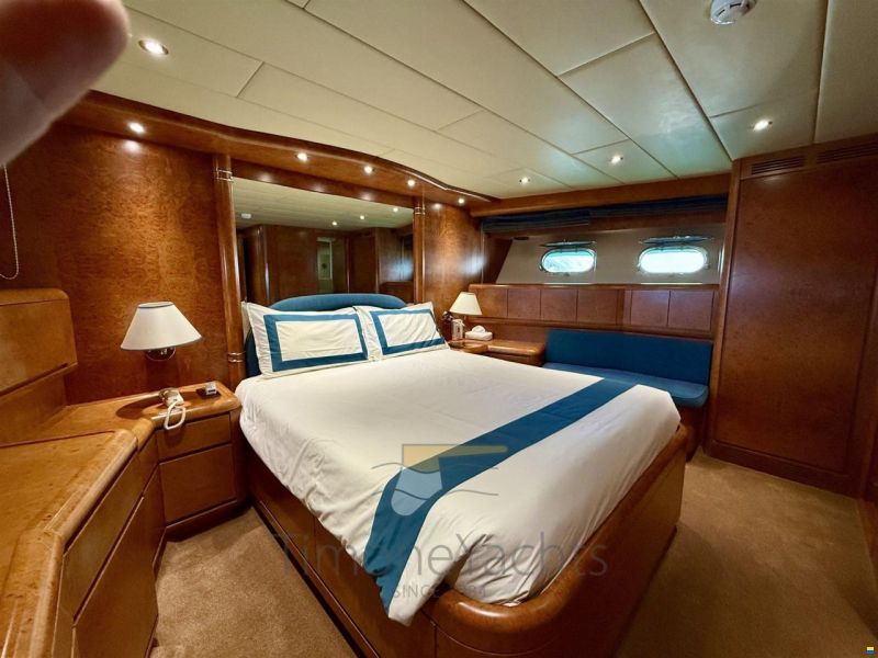 Overmarine Mangusta 105 Open