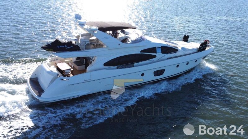 Azimut 68E