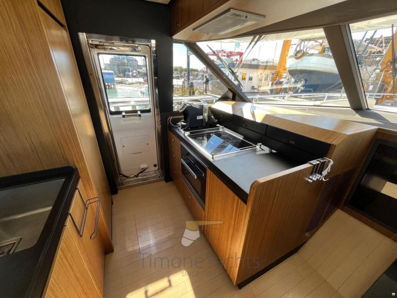 Azimut Magellano 66
