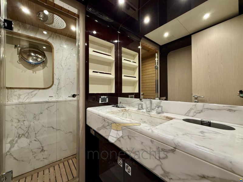 Azimut 95 RPH