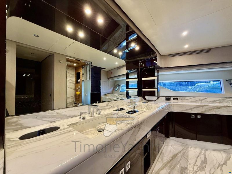 Azimut 95 RPH