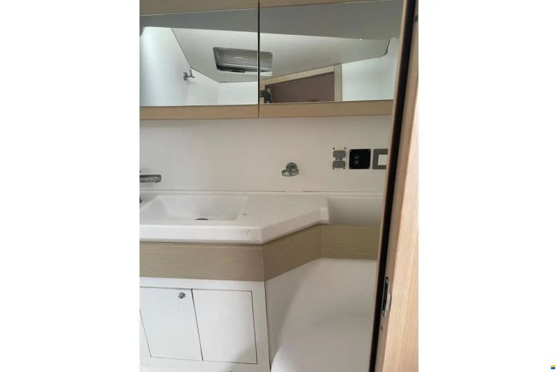 Beneteau Oceanis 46.1