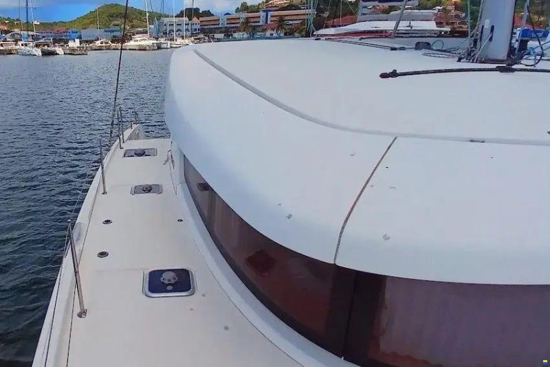 Lagoon 42