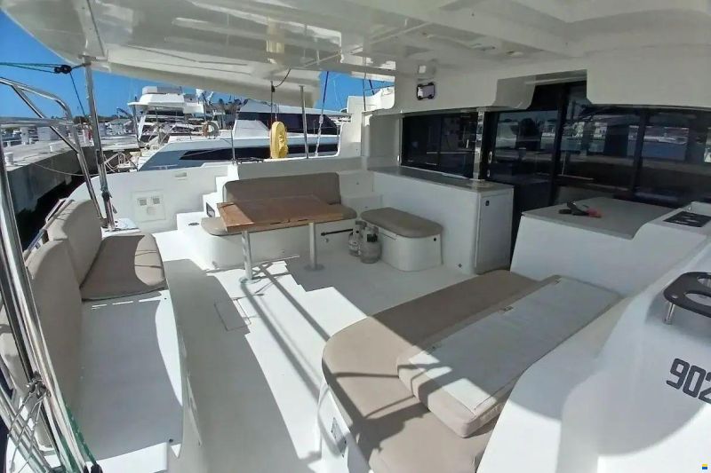 Lagoon 46