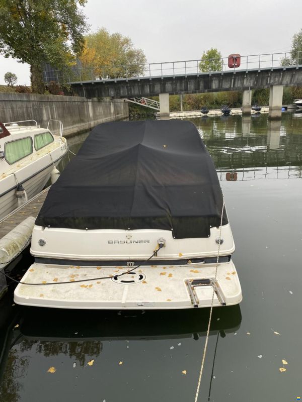 Bayliner 742 CU