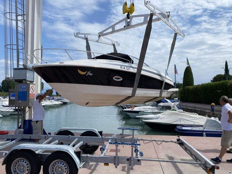 Bayliner 742 CU
