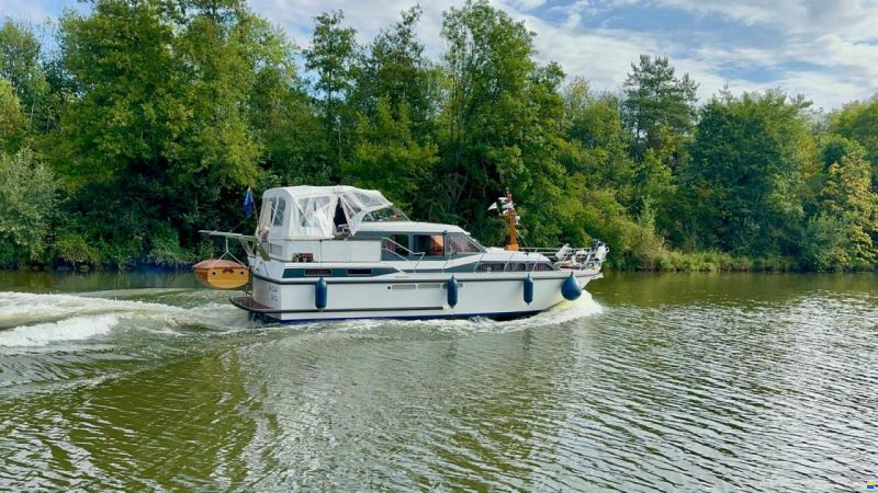 Linssen 402SX