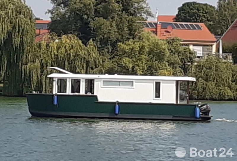 Einzelbau / Wasserwanderboot