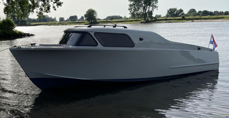 Italcantieri Bora 2