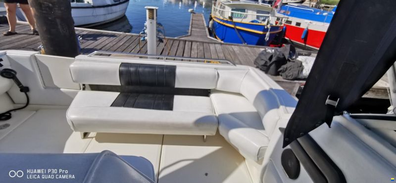 Sea Ray Sundancer 290