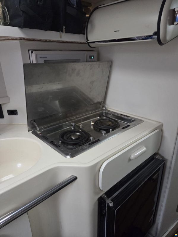 Sea Ray Sundancer 290