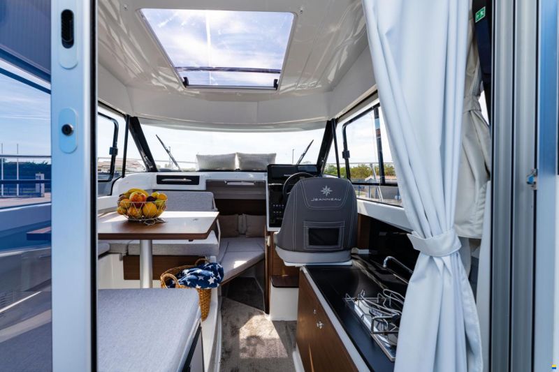 Jeanneau Merry Fisher 695