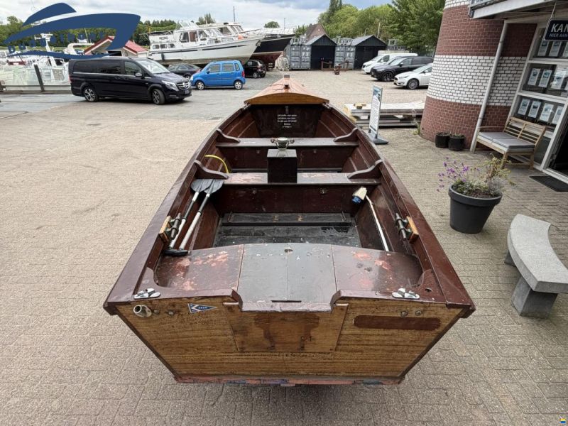 Houten sloep 680 uit Texel