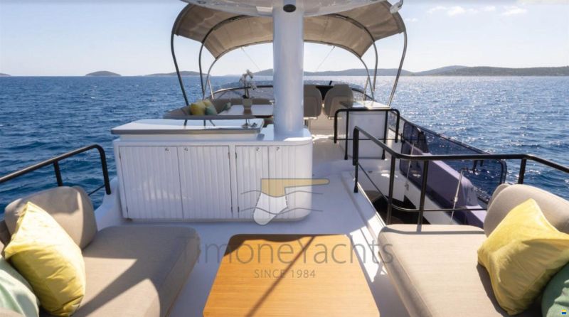 Azimut Magellano 60