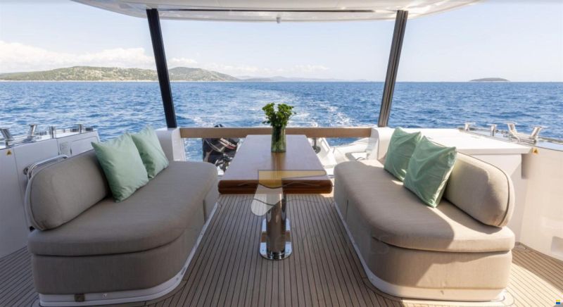 Azimut Magellano 60