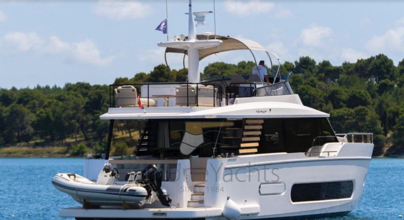 Azimut Magellano 60