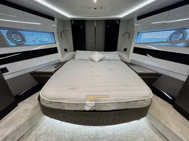 Azimut S7