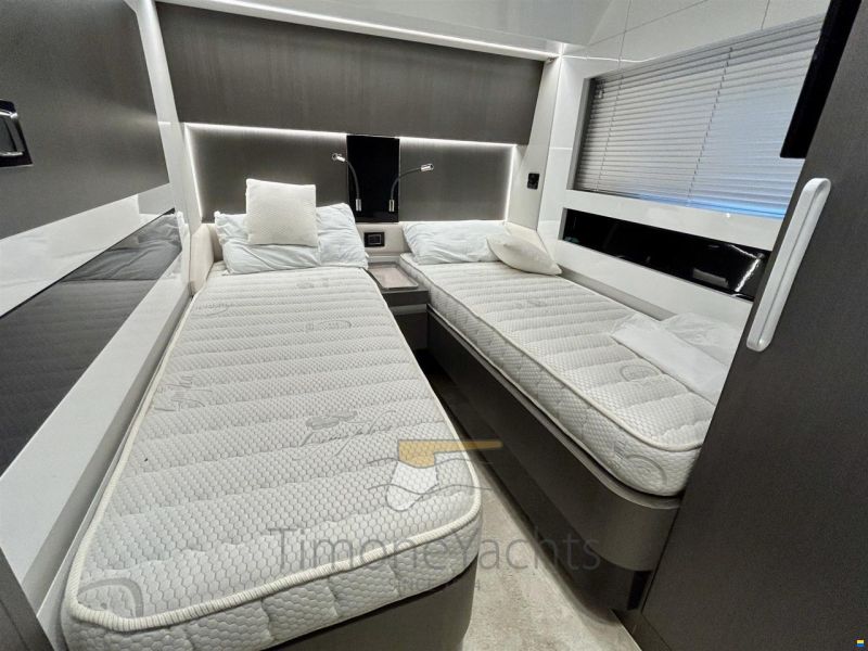 Azimut S7