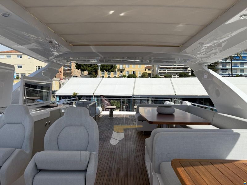 Azimut 72 Flybridge