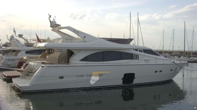 Ferretti 731