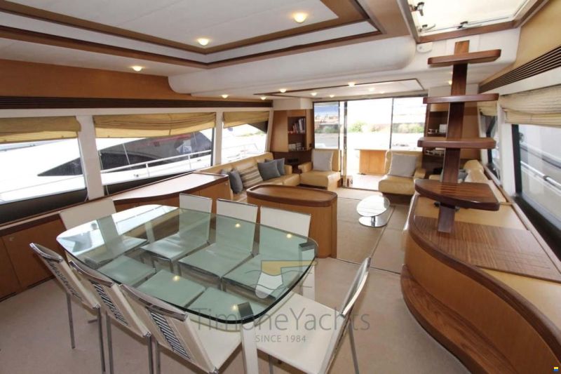 Ferretti 731