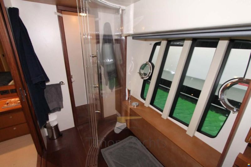 Ferretti 731