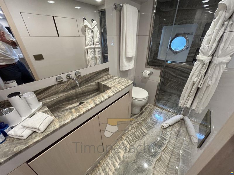 Monte Carlo Yachts MCY 96 Fly