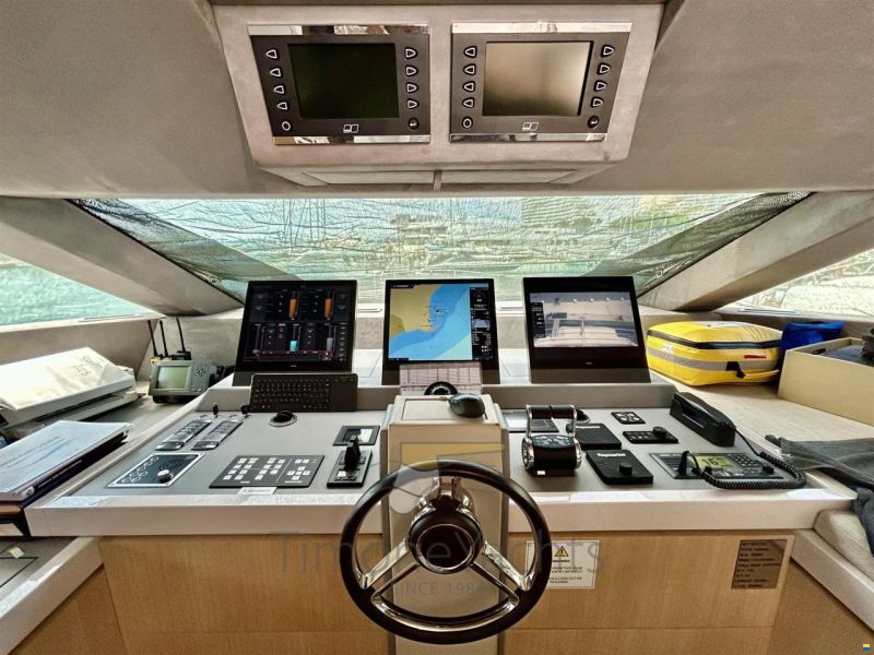 Monte Carlo Yachts MCY 96 Fly