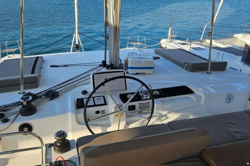 Lagoon 46
