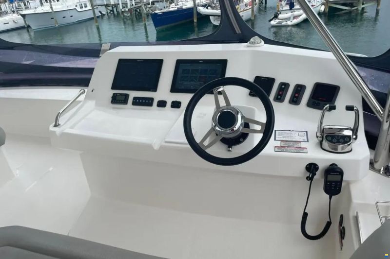 Leopard 53 Powercat