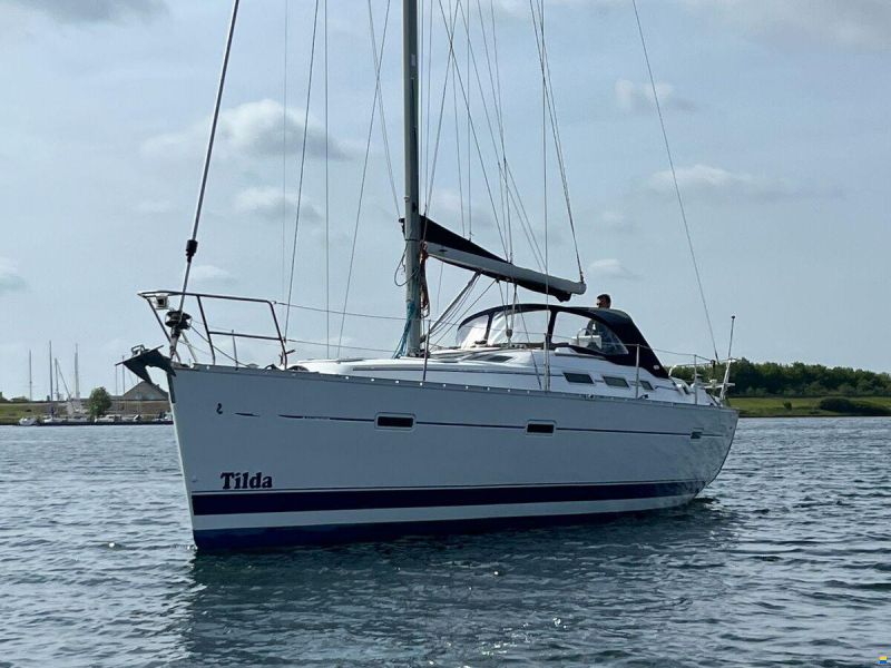 Beneteau Oceanis 373