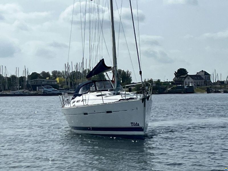 Beneteau Oceanis 373