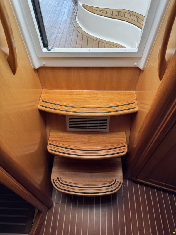 Bavaria Sport 33