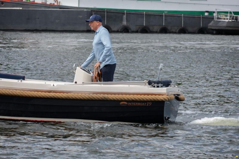 Interboat 19