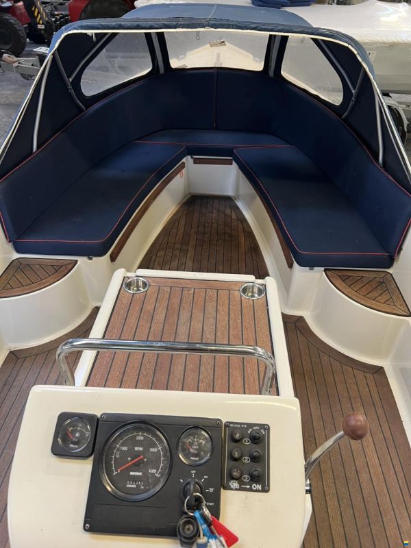 Interboat 19