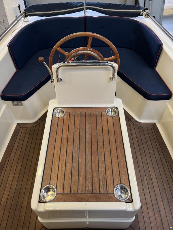 Interboat 19