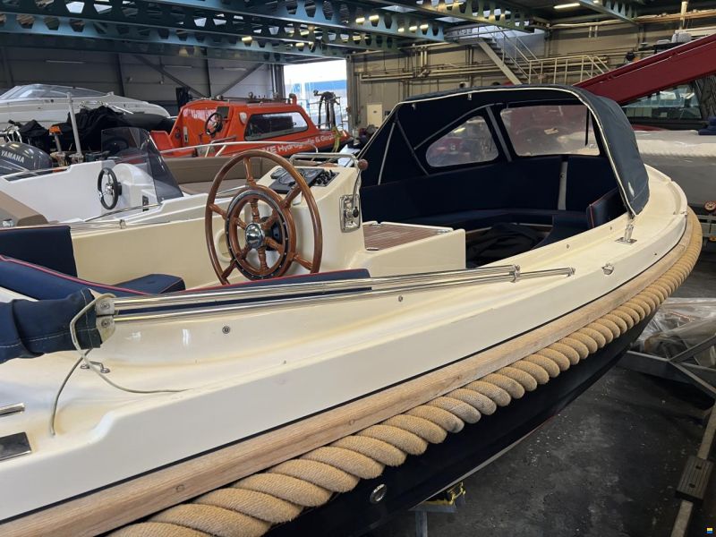 Interboat 19