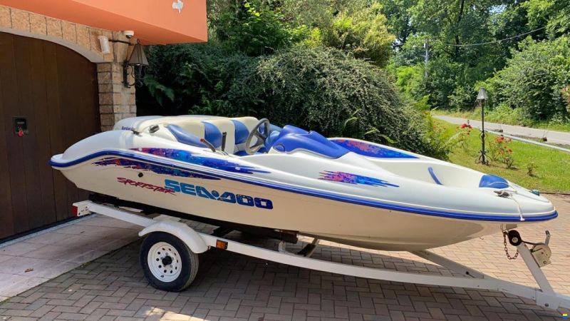 Sea-Doo Sportster