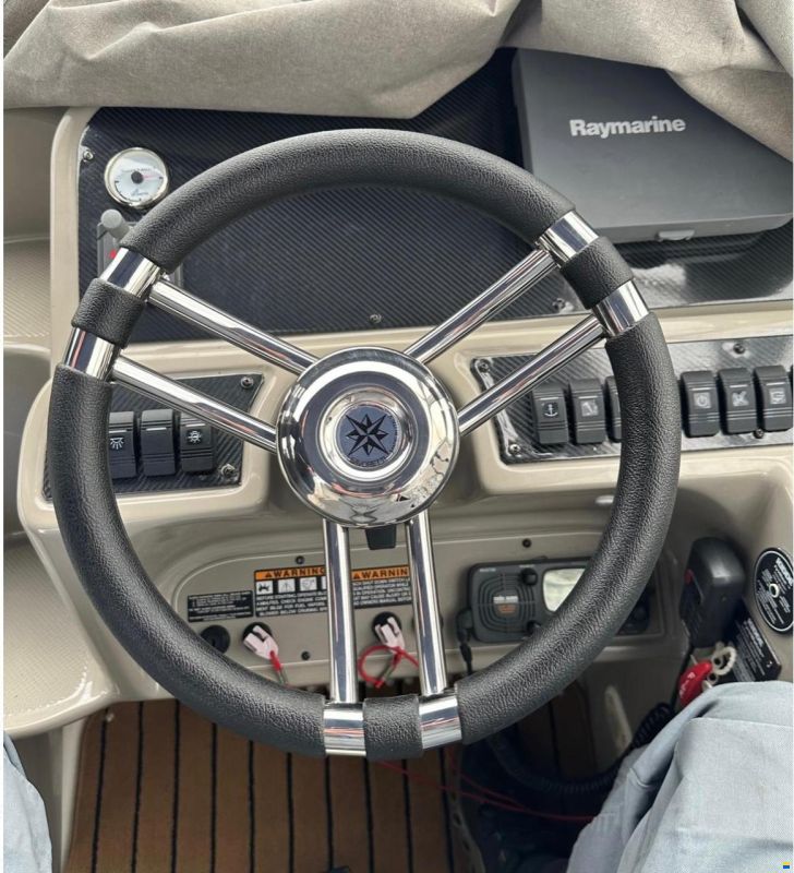 Bayliner 3055
