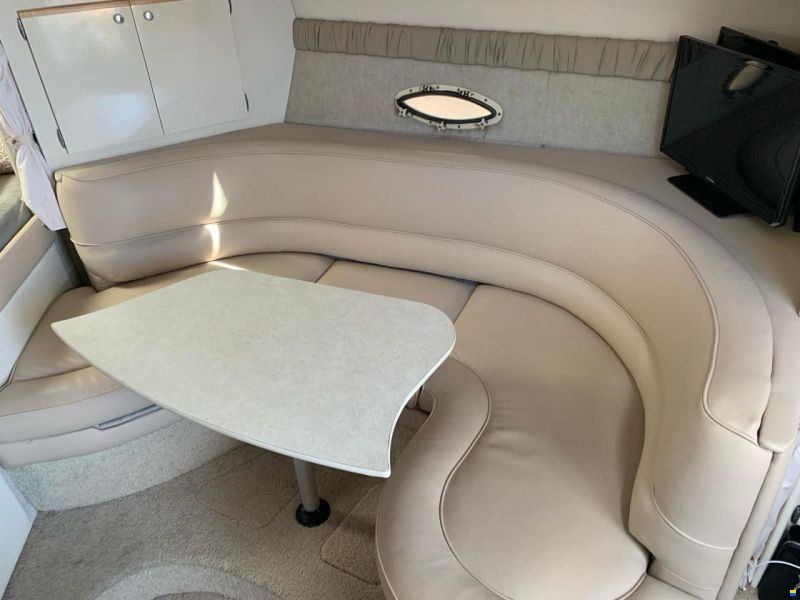 Bayliner 3055