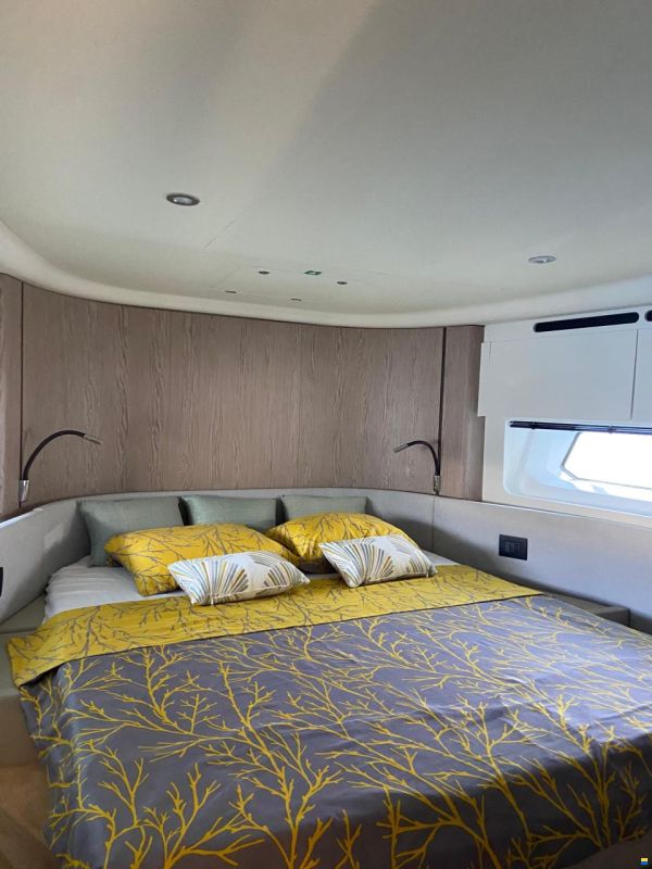 Azimut 53 Fly