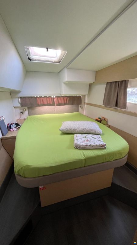 Fountaine Pajot Helia 44