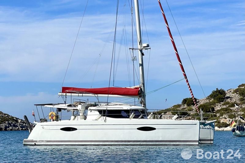 Fountaine Pajot Helia 44