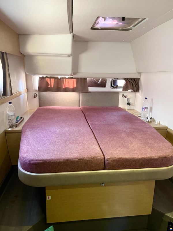 Fountaine Pajot Helia 44