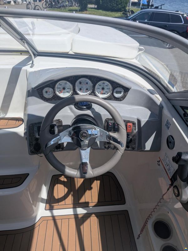 Stingray 235 CR